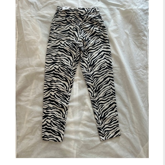 Zebra Jeans - Picture 4 of 6